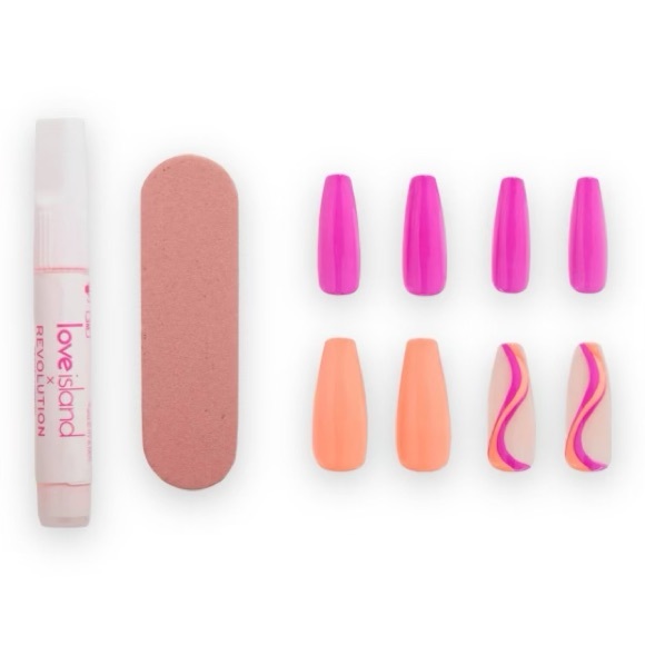 Revolution Beauty Revolution x lLove Island Press-On Nails Will You Be My Gf? - Picture 2 of 2